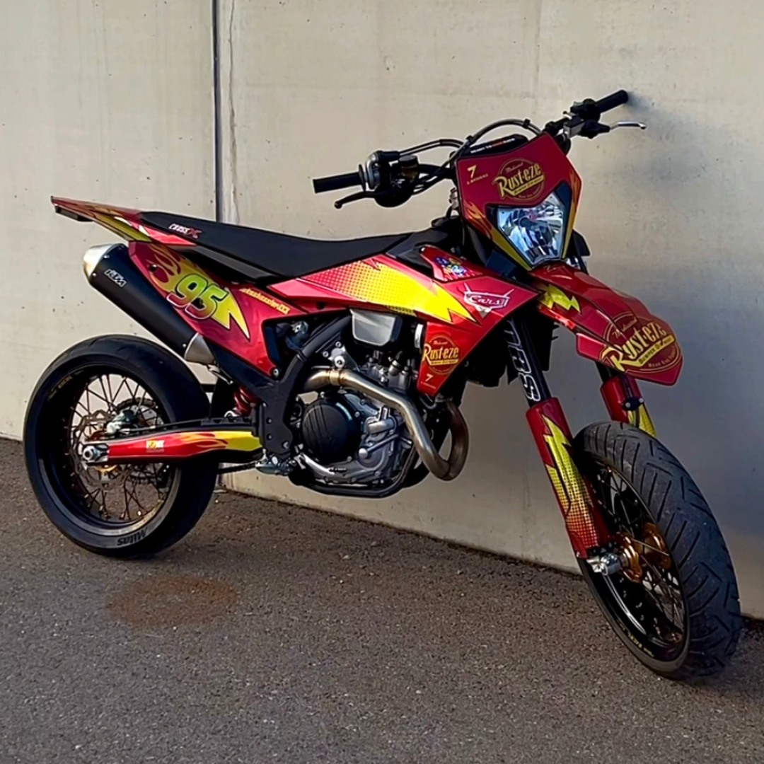 Entwurf FULL CUSTOM Dekor