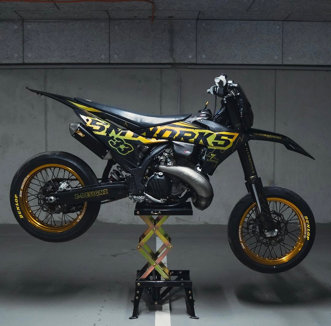 Entwurf FULL CUSTOM Dekor